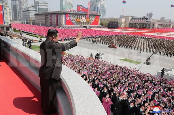 В Пхенян обявиха петдневен локдаун заради респираторно заболяване