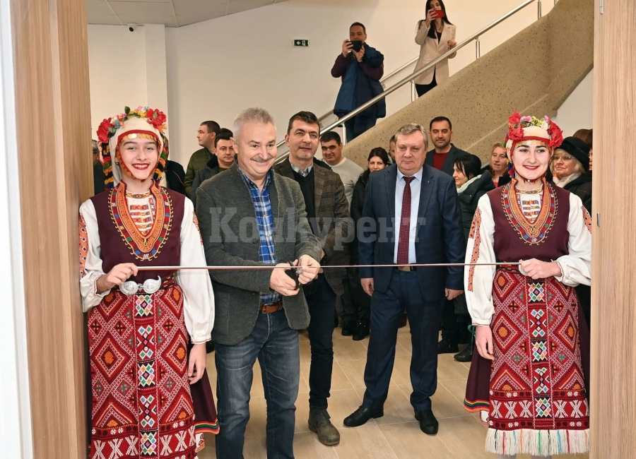 Откриха официално ремонтираната читалищна сграда в Монтана