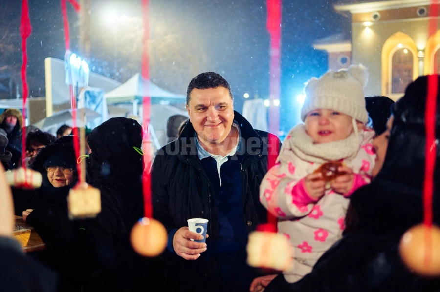 „Песен за огън и лед“ разтърси Оряхово СНИМКИ
