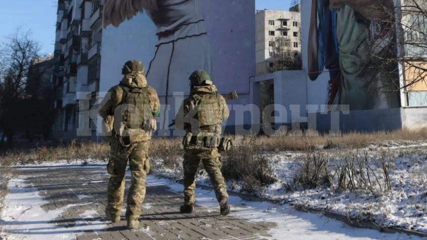 Русия обяви, че “затяга обръча” около Бахмут