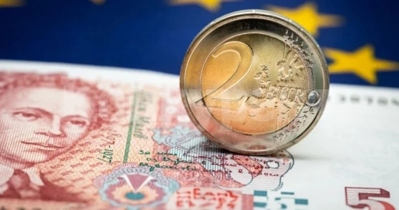 Важно: Ето какво ще стане с банковите ни сметки, като минем на евро
