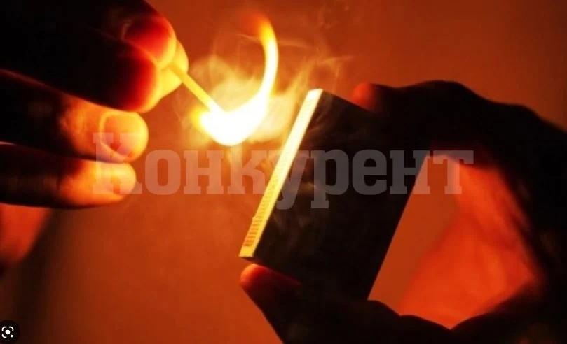 Издирват апаш, опитал да опожари лек автомобил