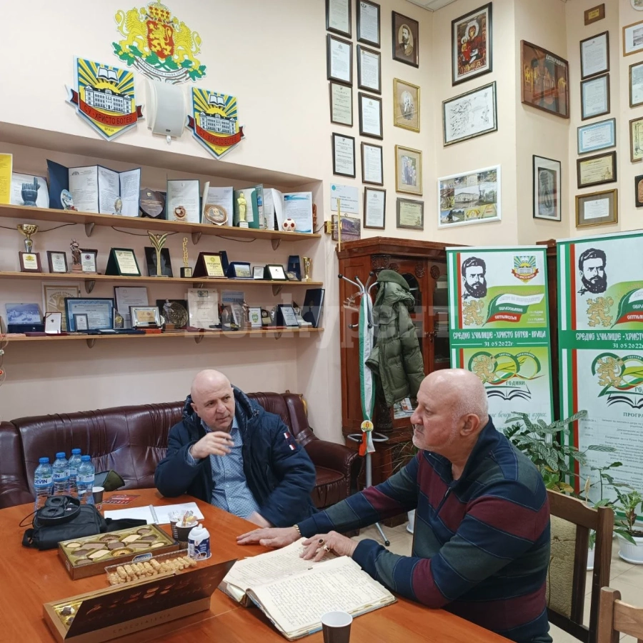 Френски журналист посети СУ „Христо Ботев“ – Враца СНИМКИ