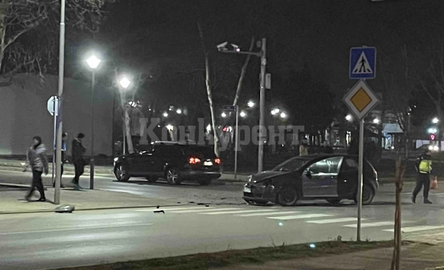 Пиян предизвика зрелищна катастрофа в Козлодуй, а после отказа да... СНИМКИ 