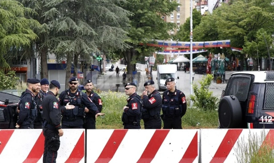 Сръбският министър на отбраната: Ситуацията със сигурността в Косово е много тежка