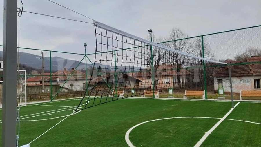 В Превала откриха спортна площадка