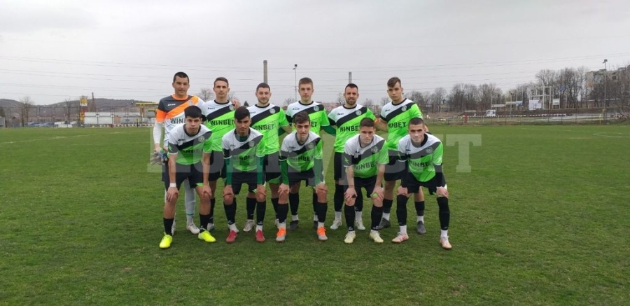 Ботев 2 пропусна да бие Локо /Др/ в мач с 2 червени картона