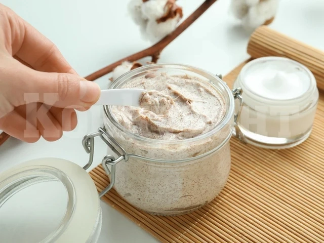Пилинг за устни с масла
