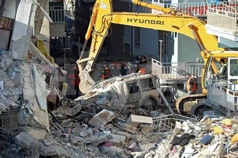 БЛАГОРОДНО! 6 000 лева пращат ломчани в Турция