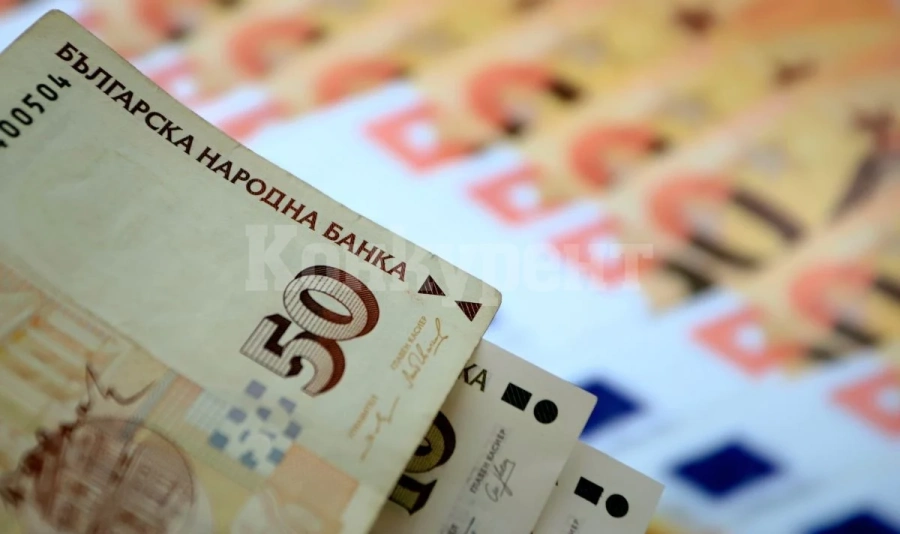 ВСС реши: Магистратите взимат по близо 4 хил. лева за дрехи
