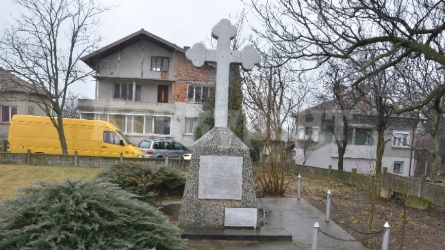 Иново пази спомена за загиналите румънски воини в битката край селото