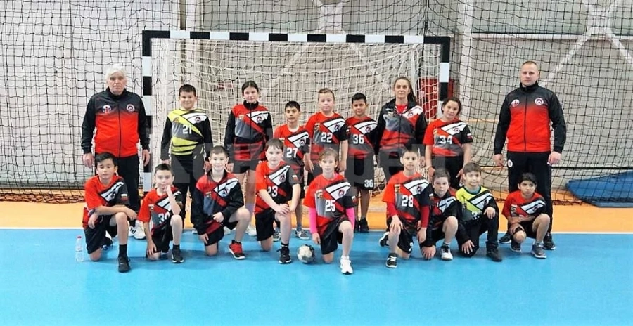 ХК Локомотив участва на зонален турнир за U11