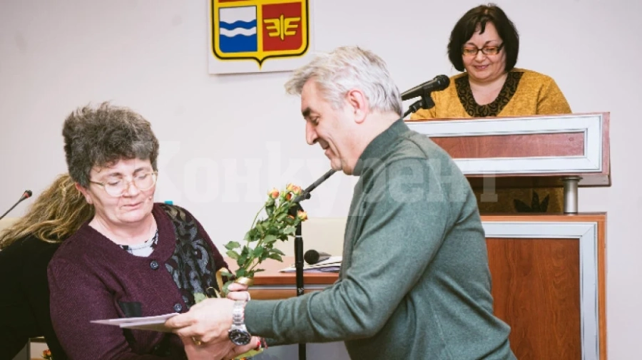 Обявяват победителите в конкурси, посветени на жената