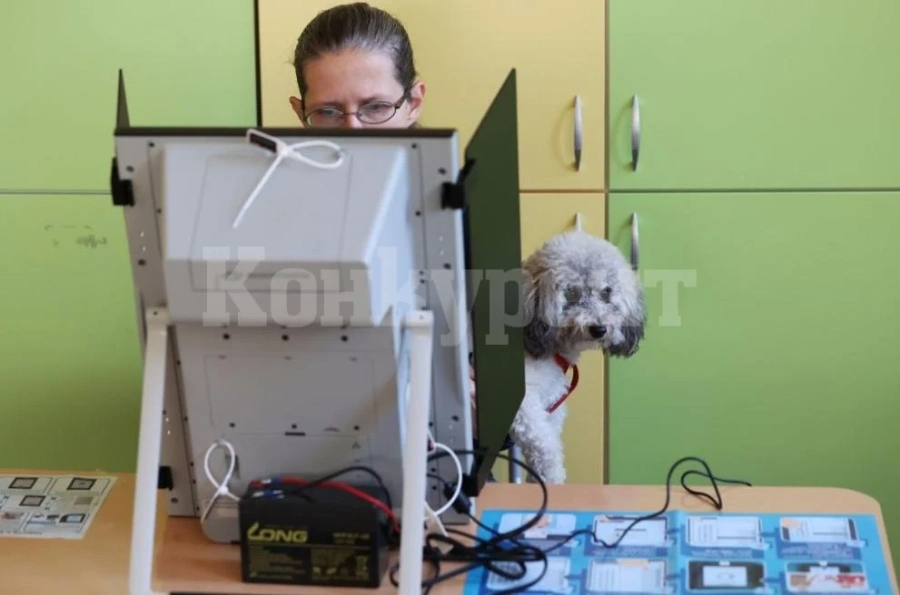 На изборите ще се снима с мобилни устройства, отпадат камерите в училищата