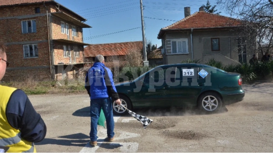 Любителка на високите скорости победи в дамско рали в Дунавци