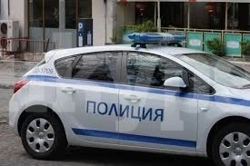 Спипаха 23-годишен да кара кола с чужди номера 