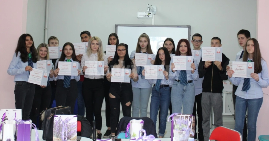 6 отбора завършиха успешно четвъртия „Лов на истории“