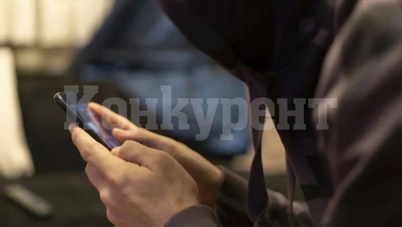 Нова мода сред измамниците: Сменят гласа си чрез изкуствен интелект