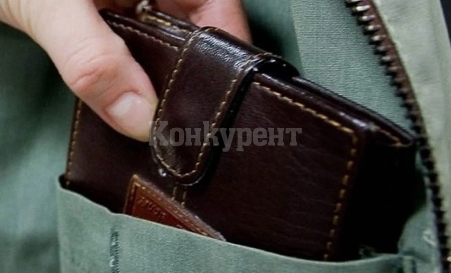 45-годишна от Върбица отмъкна портмоне с над 7 бона от жена в аптека във Враца