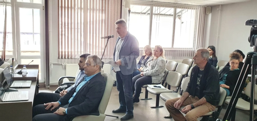 Бурни дебати предизвика дейността на „Паркинги и гаражи“ сред общинските съветници във Враца