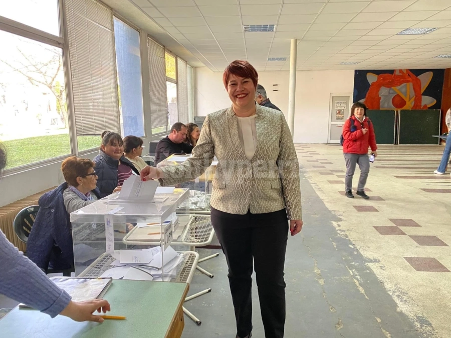 Ирена Димова:  Гласувах за стабилна и развиваща се България