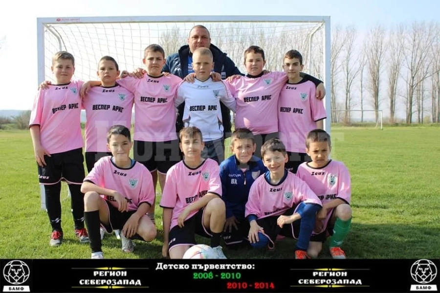 Класиране и призьори на турнира в Гложене за деца /2010-2012/