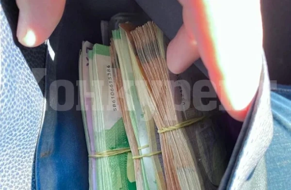 Разсеян ломчанин си забрави чантата, пълна с пари в обект, а после надигна вой, че му е открадната