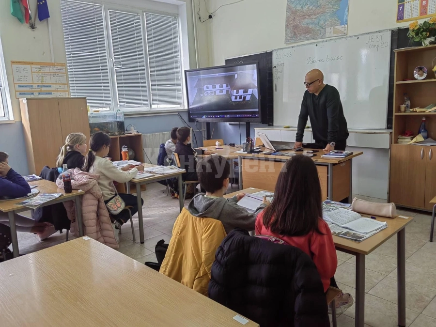 Христо Илиев изнесе патриотична лекция пред ученици