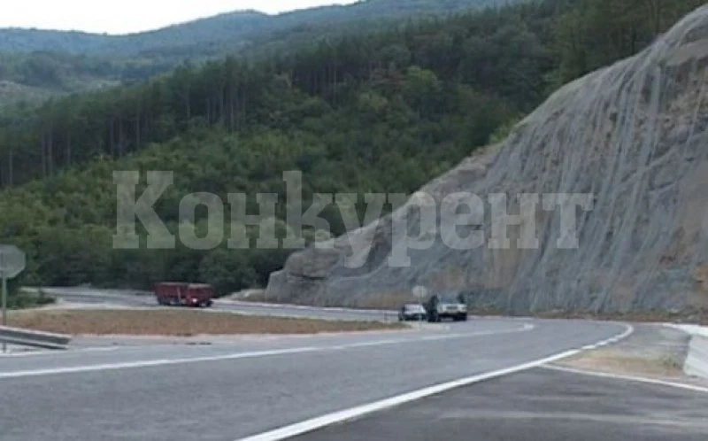 Катастрофира автобус с деца в Прохода на Републиката