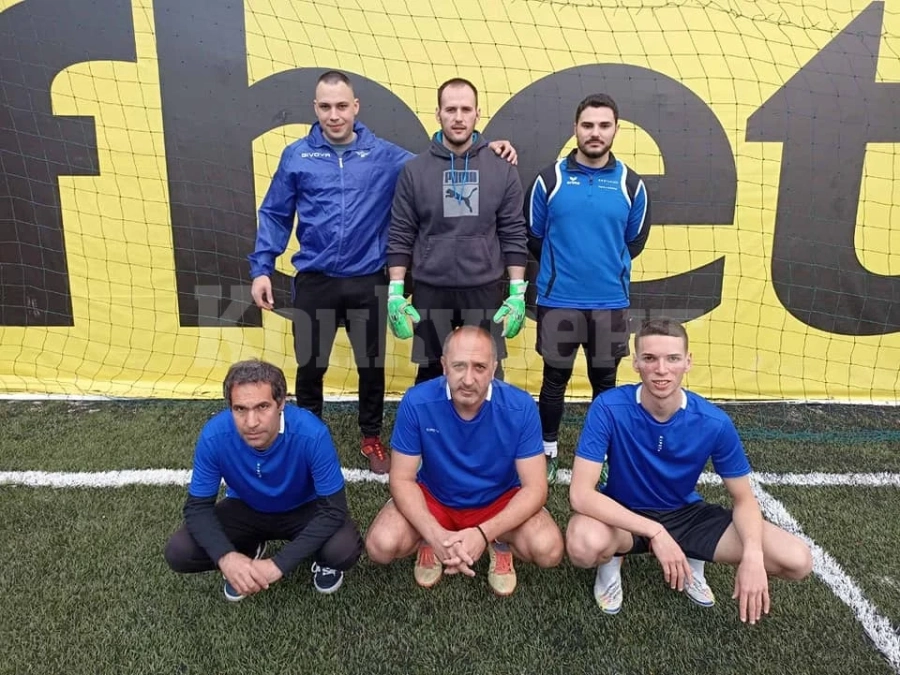 Чиста победа за Манхатън в Champioship
