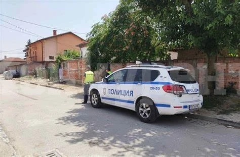 Девойка се оплака, че е отвлечена, ченгетата проверяват случката