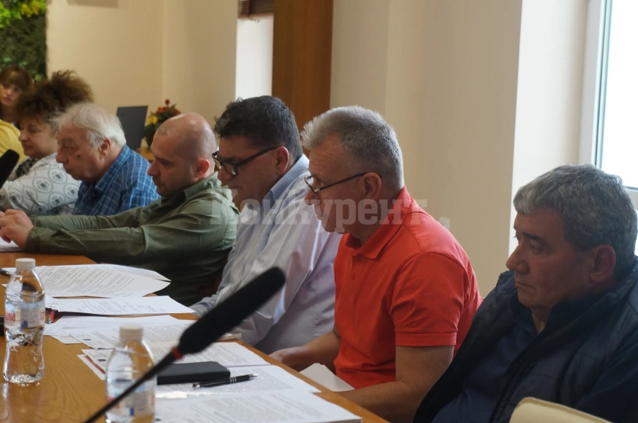 Съветници обсъдиха важни теми в Козлодуй