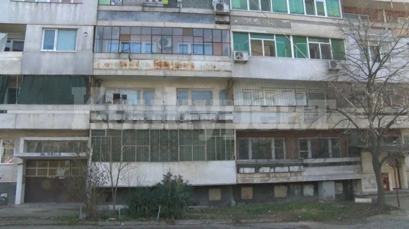 Край с оправданията за неприсъствие на събранието на входа