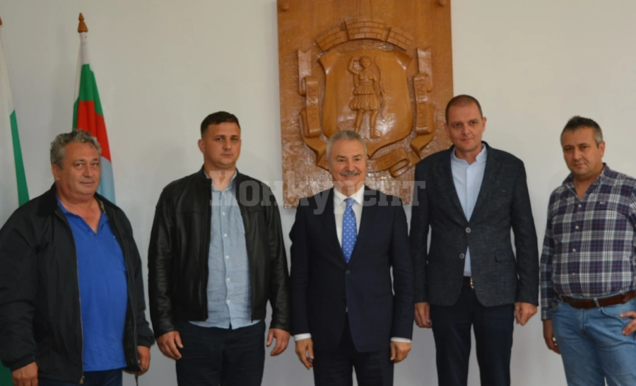Монтана и румънската община Моцацей работят заедно за предотвратяване на риск прибедствия