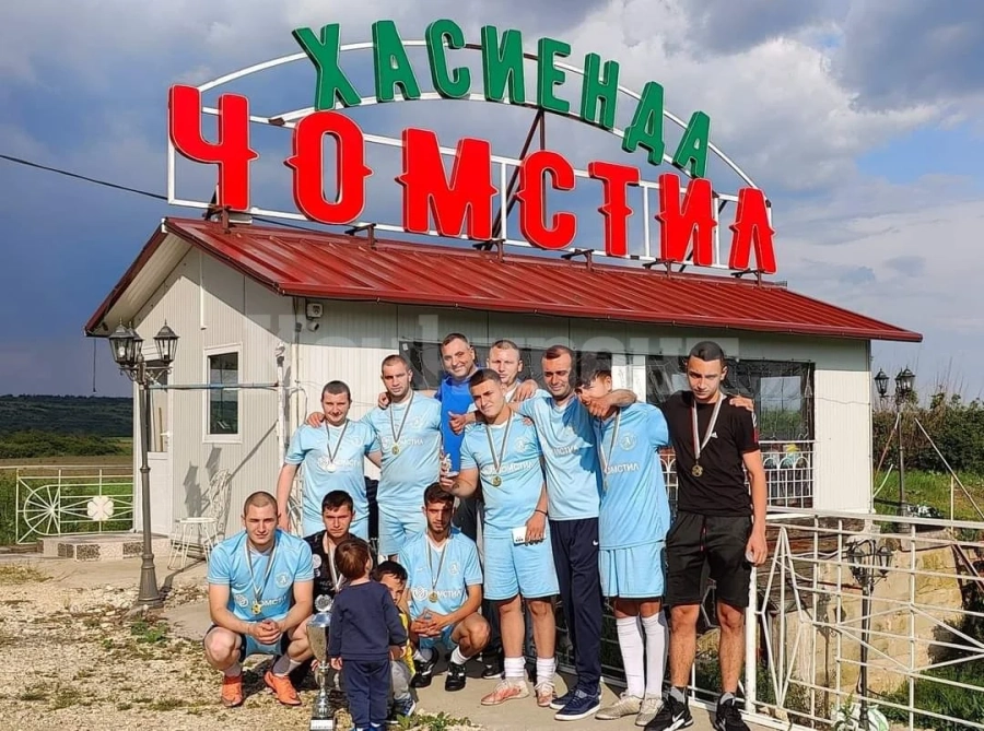 Футболът в Бяла Слатина е жив! Доказа го ФК Атлантик на Финката СНИМКИ