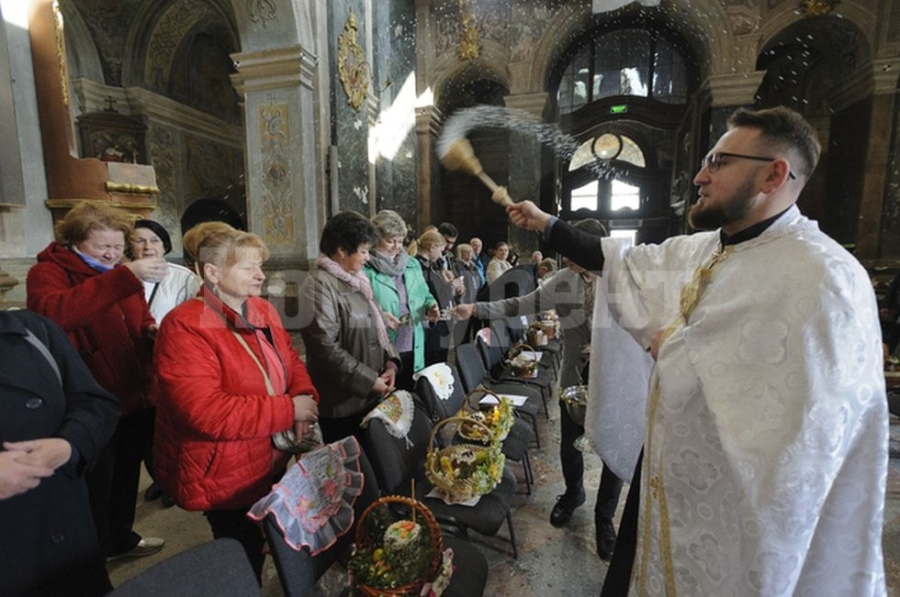 Украинската православна църква преминава към нов календар