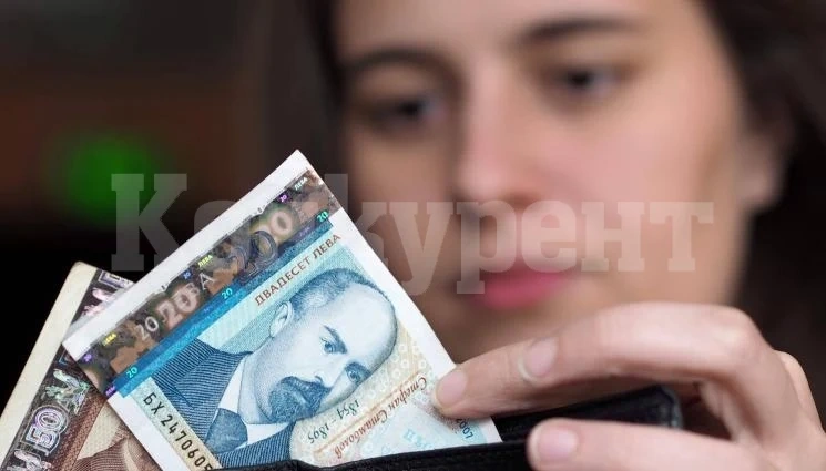 ЛУКС: По един местен чиновник на 268 българи!