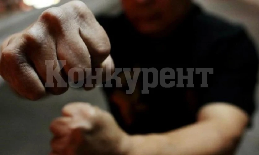 Кървав среднощен ужас пред търговски център в Благоевград