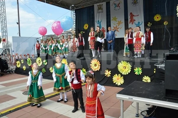 С 3,5% по-малко деца са се родили през 2022 г. в България в сравнение с предходната година