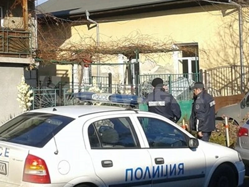 Ченгетата претърсиха къща в Търнава и откриха дрога
