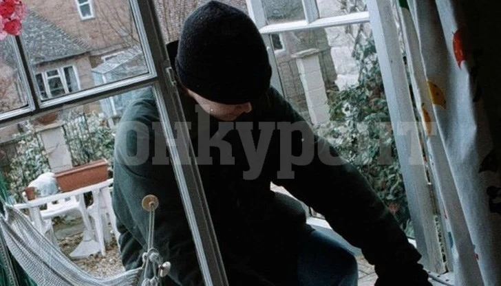 Крадец се вмъкна в къща и задигна домашна посуда
