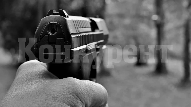 Агресия на пътя: Мъж заплаши с пистолет шофьор в Разградско