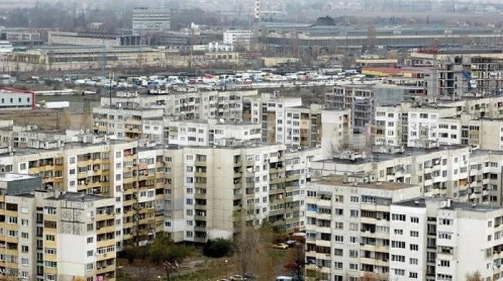 България се превръща в страна призрак, половината жилища са обезлюдени