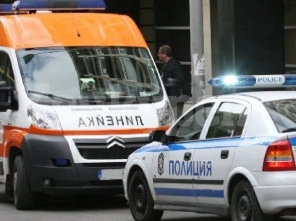 Хлапак без книжка блъсна дядо, прати го в болница