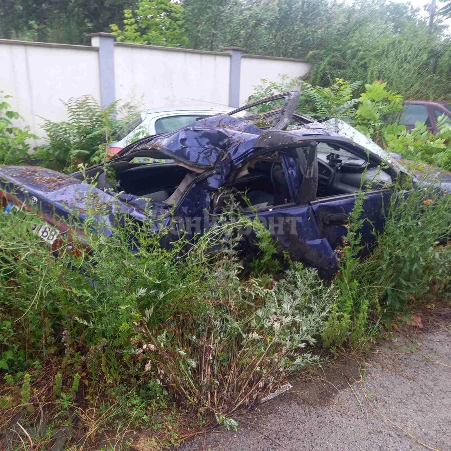 Вижте СНИМКА на колата-ковчег от катастрофата край Козлодуй