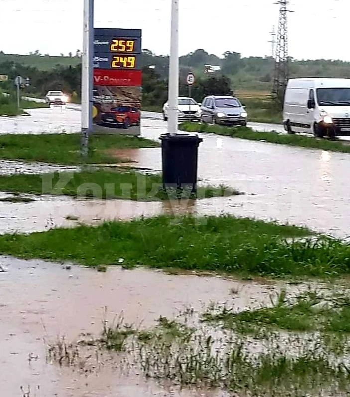 Вода заля Видинско, властта още се чуди какво да прави СНИМКИ