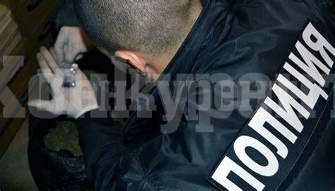 Спряха шофьор, пипнаха спътника му с дрога