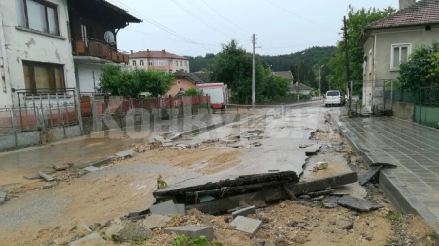Вода, храна и дезинфектанти от Държавния резерв ще получат бедстващите в община Димово