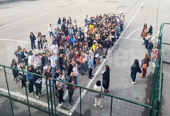Вече ще учат да правят кетъринг, монтират коли на ток и програмират робот