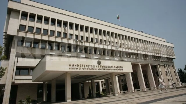МВнР: Българските власти следят ситуацията в Русия